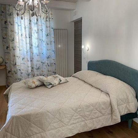Affittacamere La Volpe Altidona Buitenkant foto