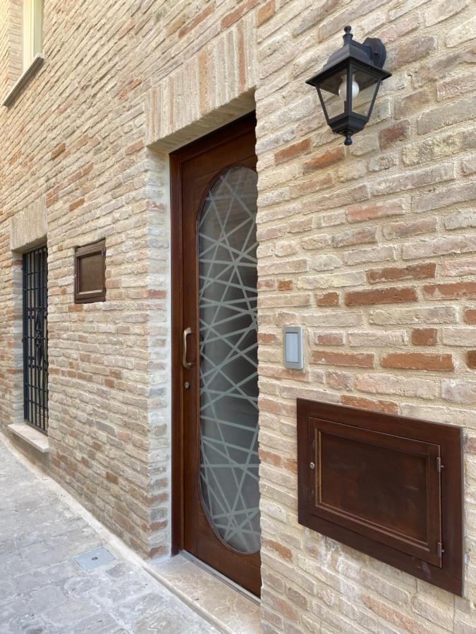 Affittacamere La Volpe Altidona Buitenkant foto