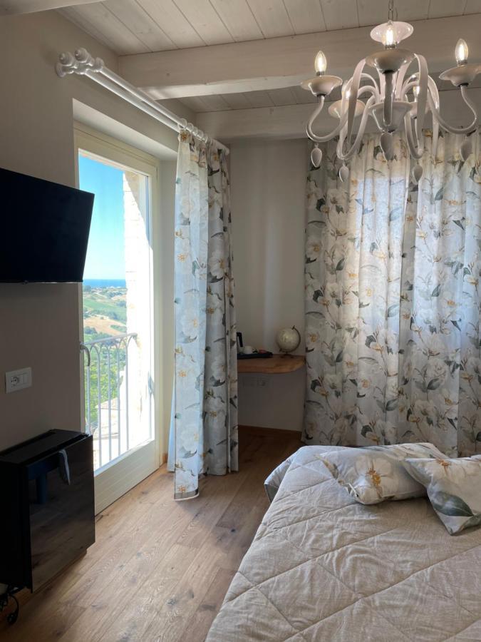 Affittacamere La Volpe Altidona Buitenkant foto